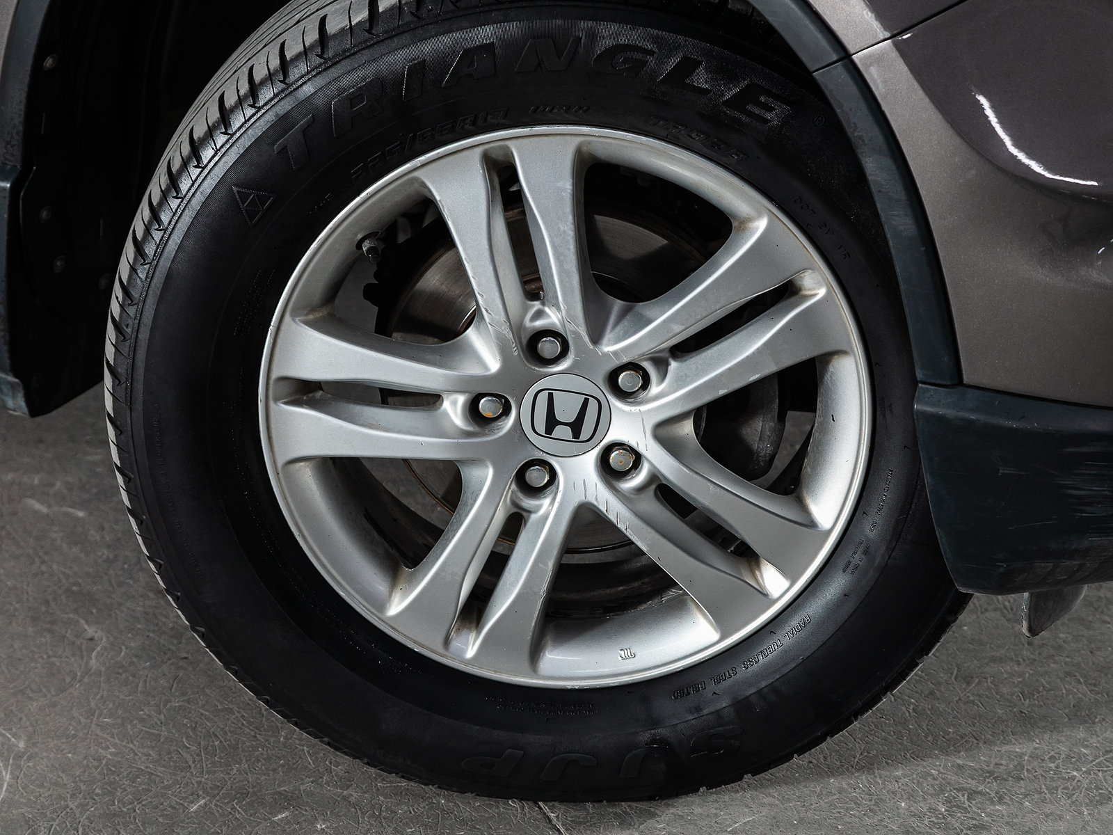 3 Primary Parts of a Traditional Car Wheel Towing, Auto Parts, Metal